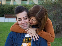 Jose Luis Herrero and his mother 