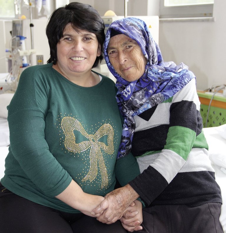 Mother and daughter in dialysis centre
